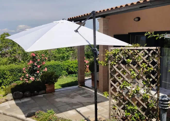 Un Giardino Sul Lago